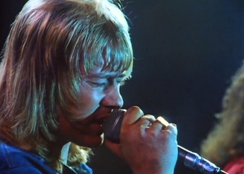 Brian Connolly (d. 1997) breathing life into rock 'n' roll (The Sweet, 1978)