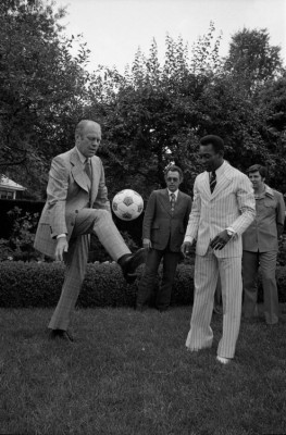 President Ford and Pelé kicking it, June 28, 1975. (Photo: NPR via Ford Presidential Library Facebook page)