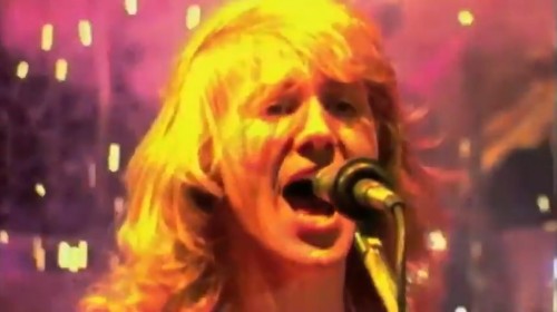 Rik Emmett and Triumph laying it on the line in 1979