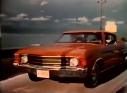 That beauty needs a white racing stripe right down the hood (Chevelle commercial, 1972)