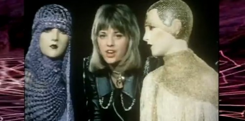 "Come alive! Down in Devil Gate Drive..." (Suzi Quatro, 1974)