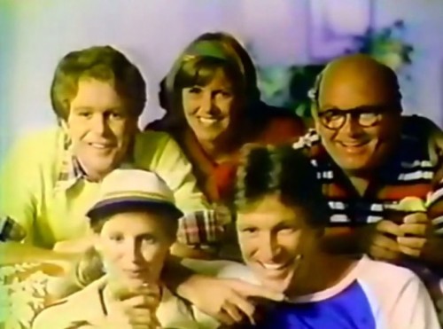 Enjoying the magic of 'Instant Movies' (Polaroid Polavision commercial, 1978)