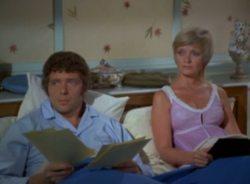 Don't worry, folks. They're fine. Very fine, in fact. Oh, Carol! ('The Brady Bunch,' 1973)