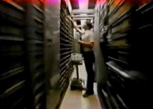 Fancy 1979 technology coming online! (Bell System commercial, 1979)