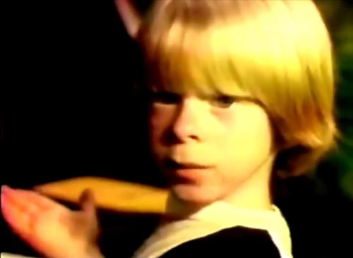 I was momentarily convinced this was Seth Green making his debut - but this actor is older than 3 and a 1/2.