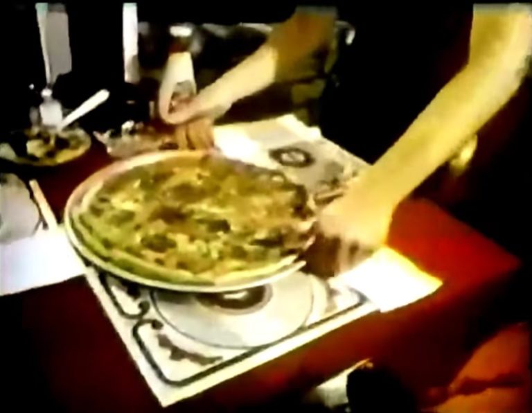 70s Spots: Pizza Hut ‘Solitaire’ (1971) | Bionic Disco
